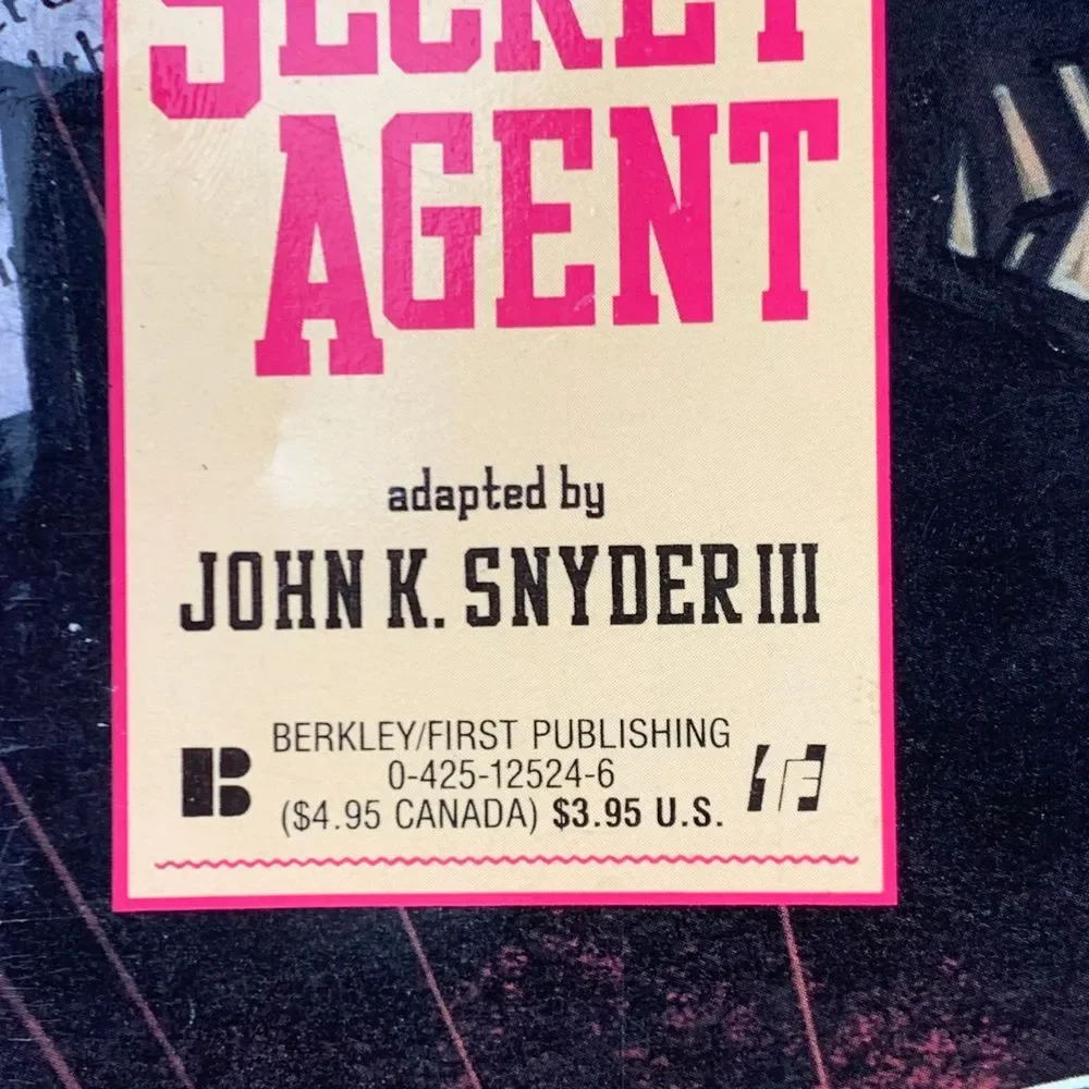 The Secret Agent by Joseph Conrad Graphic Novel Vintage‎ Paperback Classics